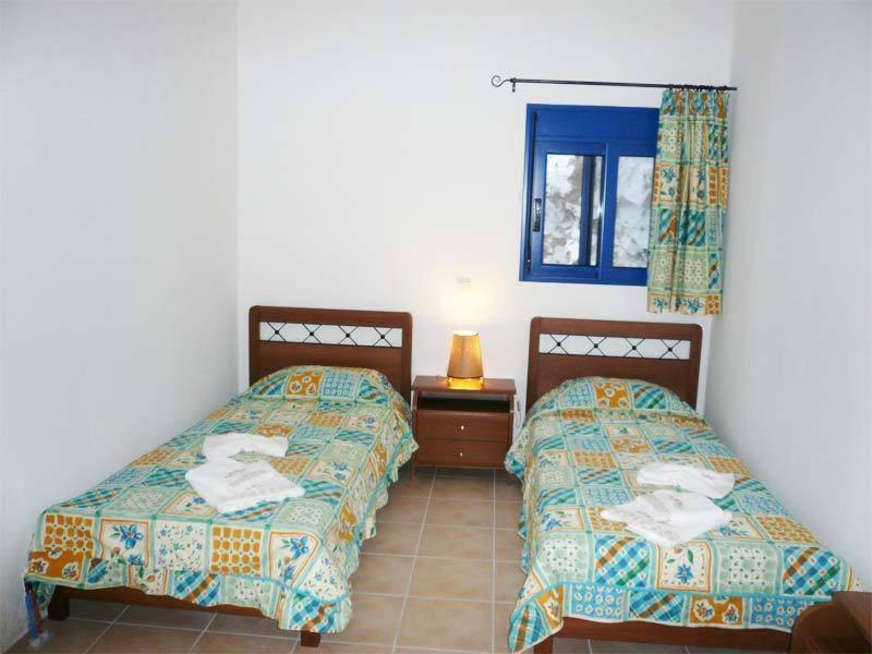 Kionia Apartments Kerames Phòng bức ảnh