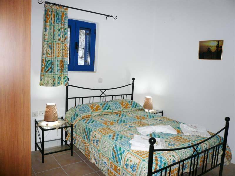 Kionia Apartments Kerames Phòng bức ảnh